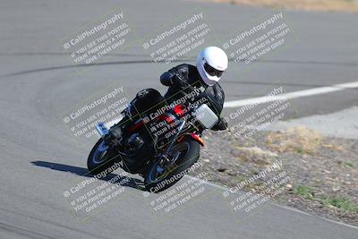 media/Feb-05-2023-Classic Track Day (Sun) [[c35aca4a42]]/Group 2/session 1 turn 9/